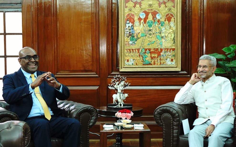  Fijian Minister for Health and Medical Services Hon'ble Dr. Ratu Atonio Rabici Lalabalavu met with EAM Hon'ble Dr. S. Jaishankar on 07.04.2025. 